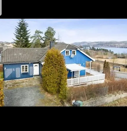 Blue House Brevik Pansiyon